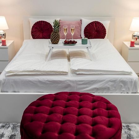 City Centre Deluxe Apartments บูดาเปสต์ ภายนอก รูปภาพ