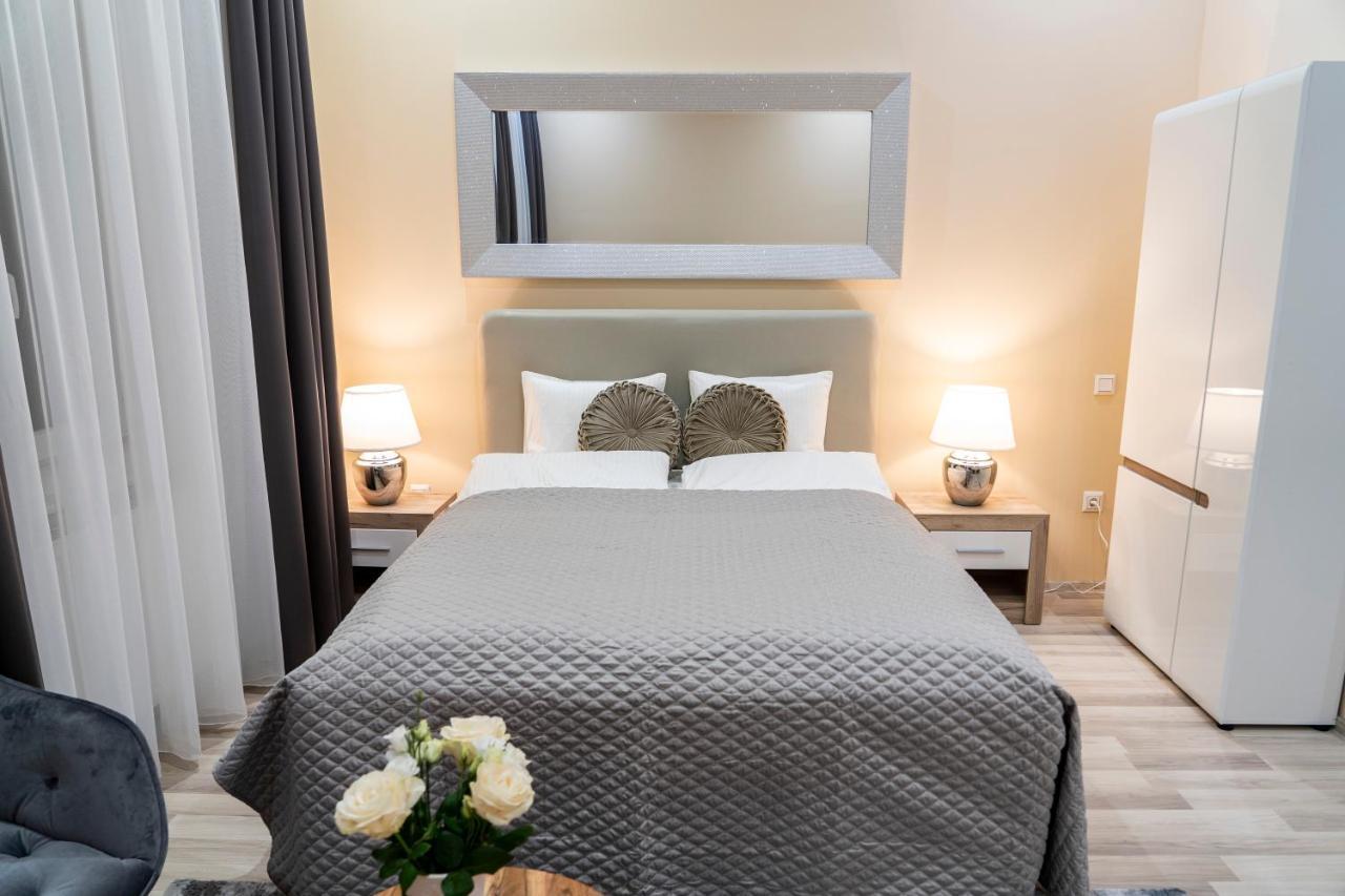 City Centre Deluxe Apartments บูดาเปสต์ ภายนอก รูปภาพ
